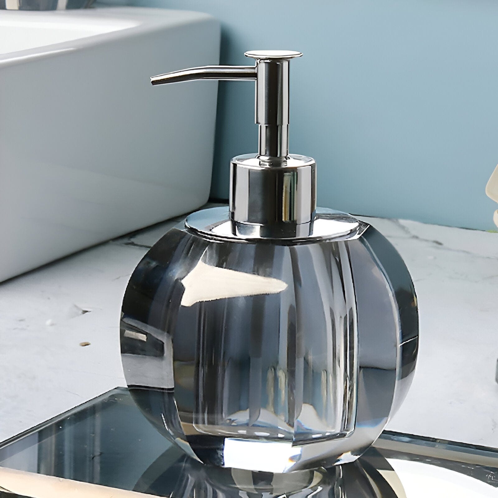 Crystal Glass Bathroom Accessories Set with Elegant Design for Timeless Decor