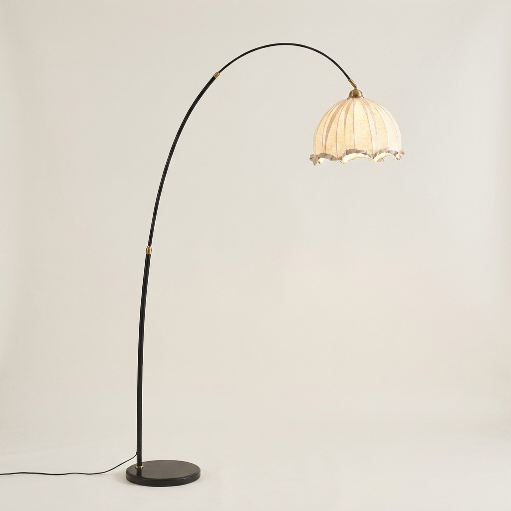 Arc Floor Lamp — Black&White hero