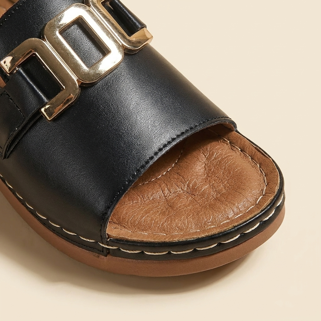 Kinumoti Chic Sandals — Detail